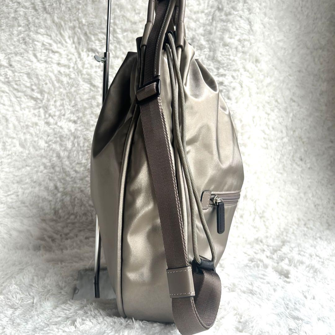 美品　PELLE BORSA 2WAYショルダーリュック Cheers 4680