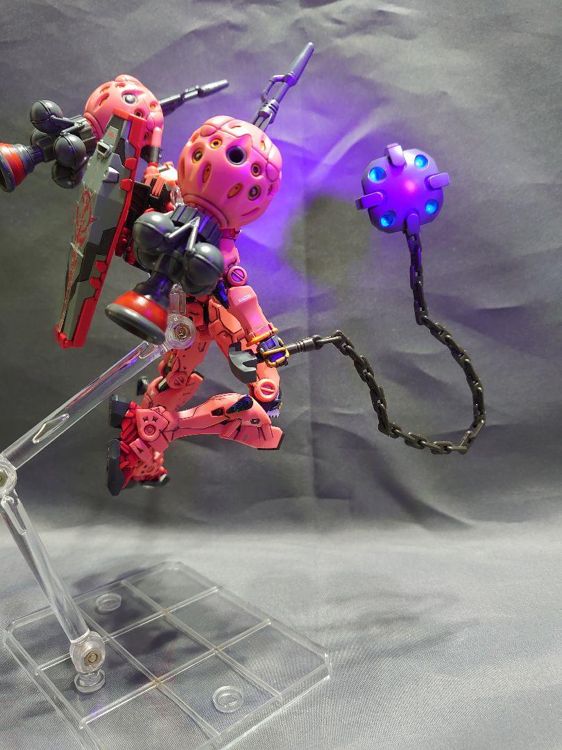 HG 赤いガンダム (改修+塗装)完成品
