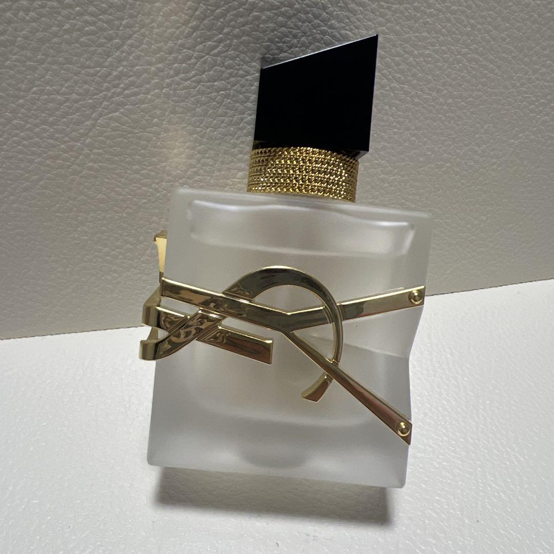 Yves Saint Laurent リプル ヘアミスト 30ml Amazon | YVES SAINT LAURENT イヴ・サンローラン モン パリ