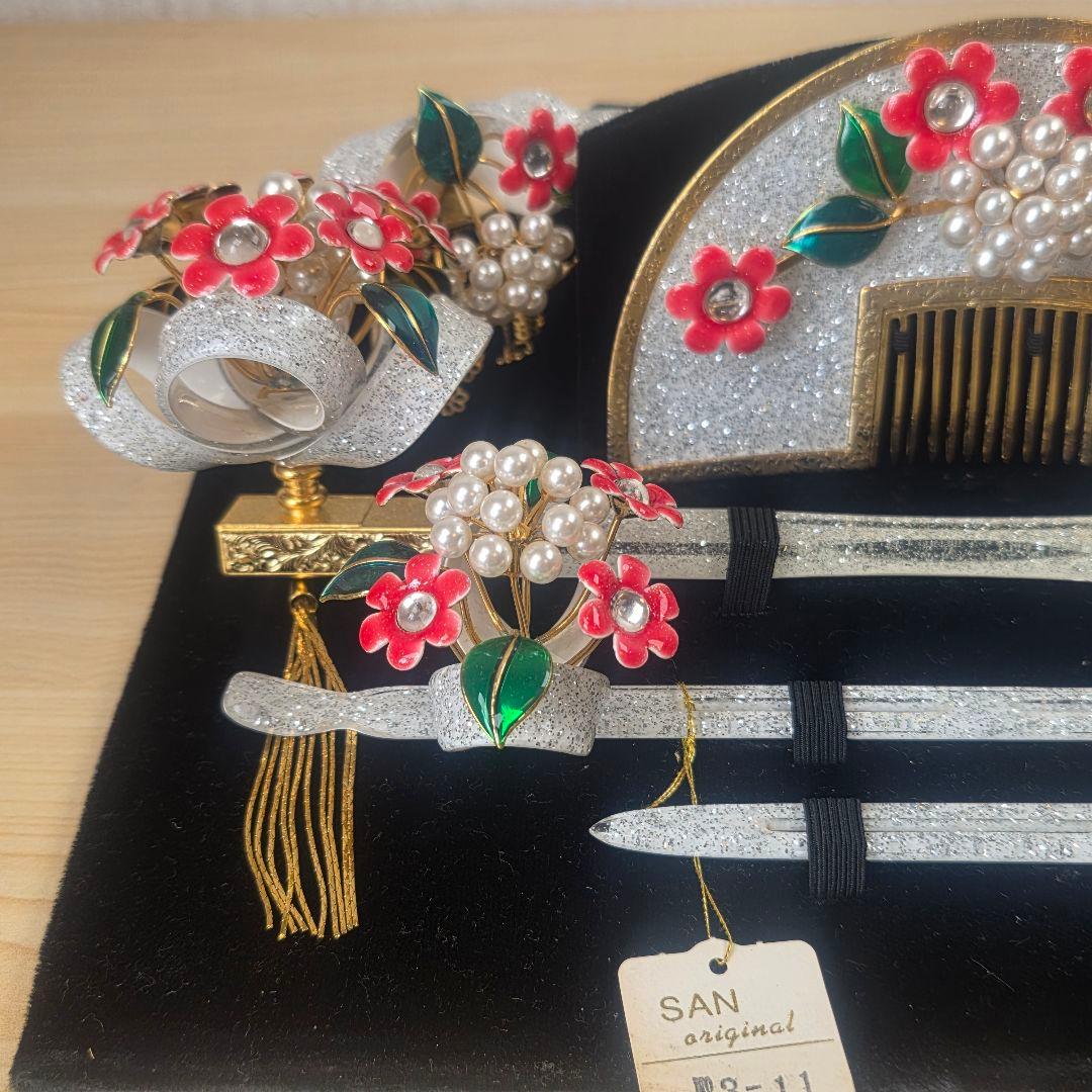 婚礼髪飾りセット 赤い花とパール 婚礼髪飾りセット 赤い花とパール