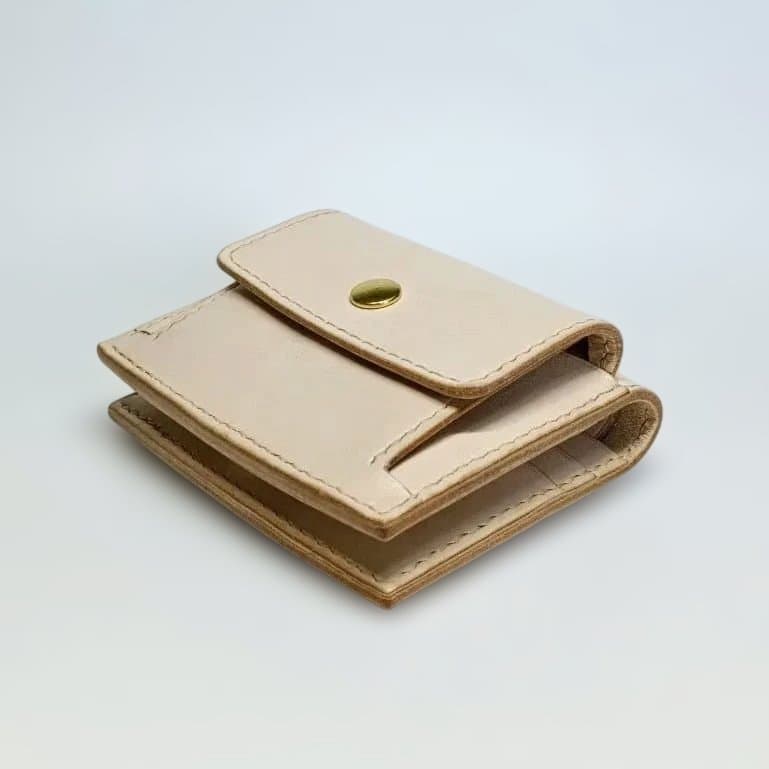 【レザー 財布】二つ折り ミニ財布 コンパクト 本革 牛革 ナチュラル/ベージュ