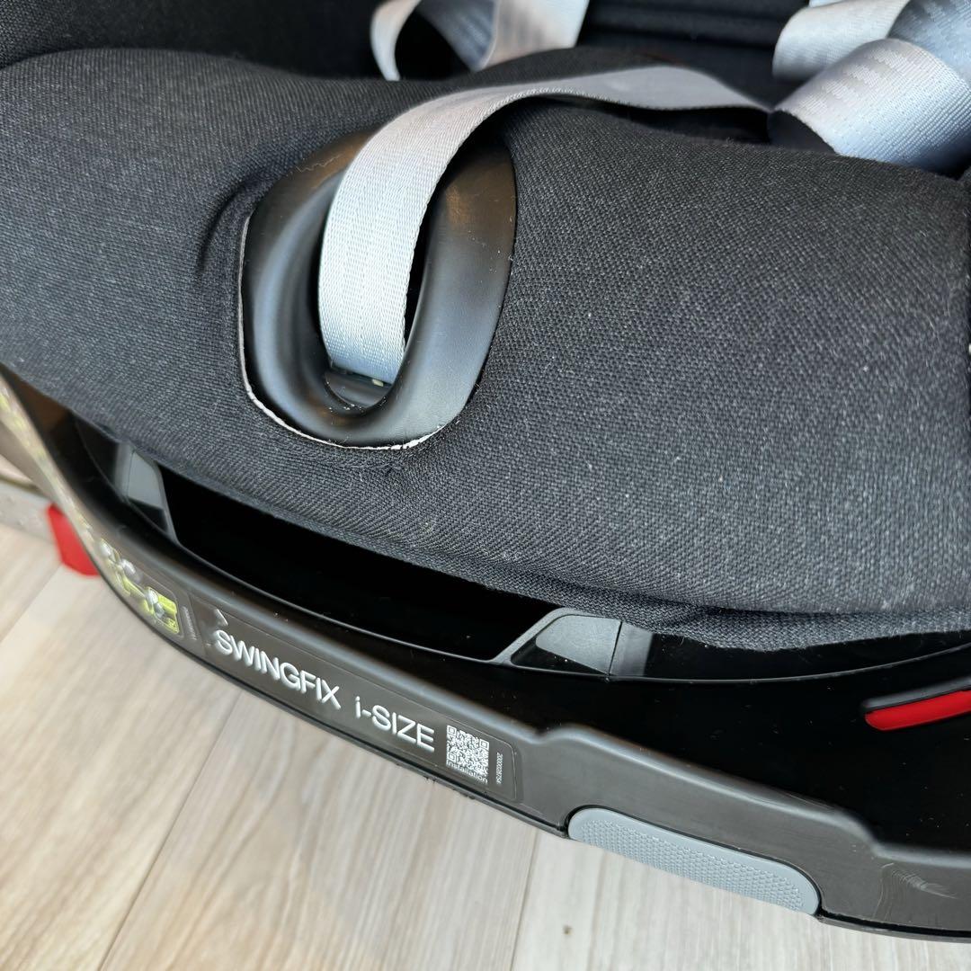 美品⭐︎VOLVO SWINGFIX i-sizeチャイルドシート