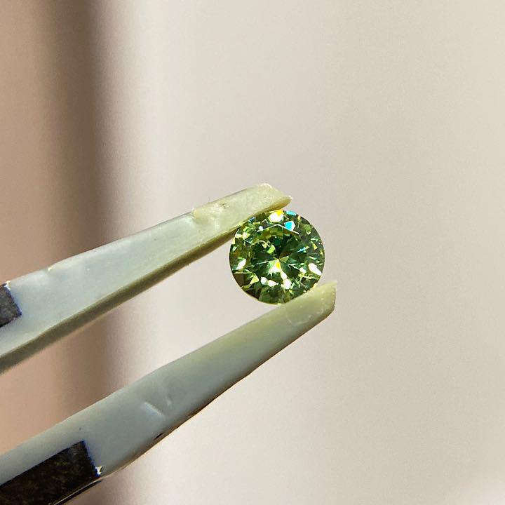 メルカリ 10%オフ中 ルース 0.2ct ソ付 riUnS-m24920011778 天然 デマントイド ガーネット 〉ガーネット