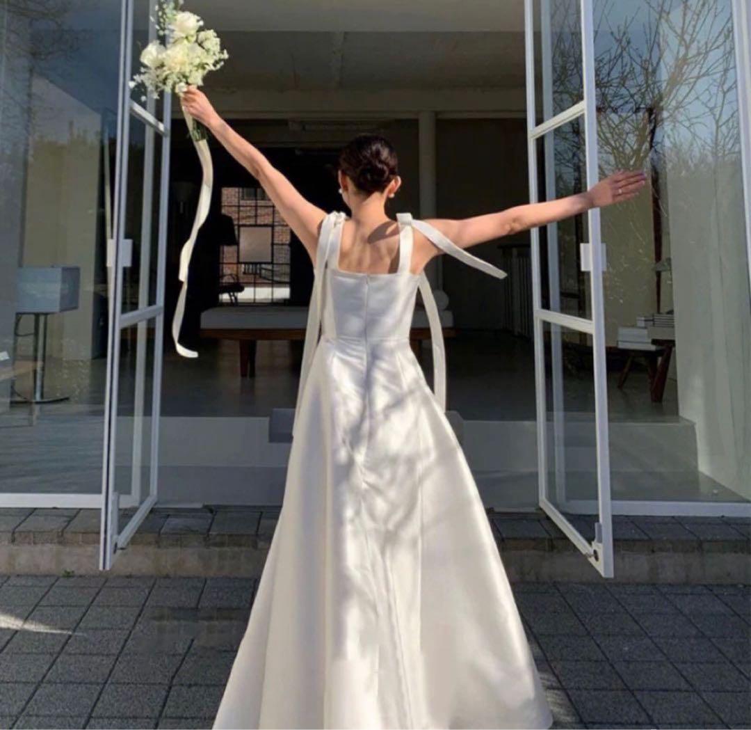 新品未使用　ウェディングドレス　結婚式　前撮り　　ホワイト　上品　花嫁ドレス　S