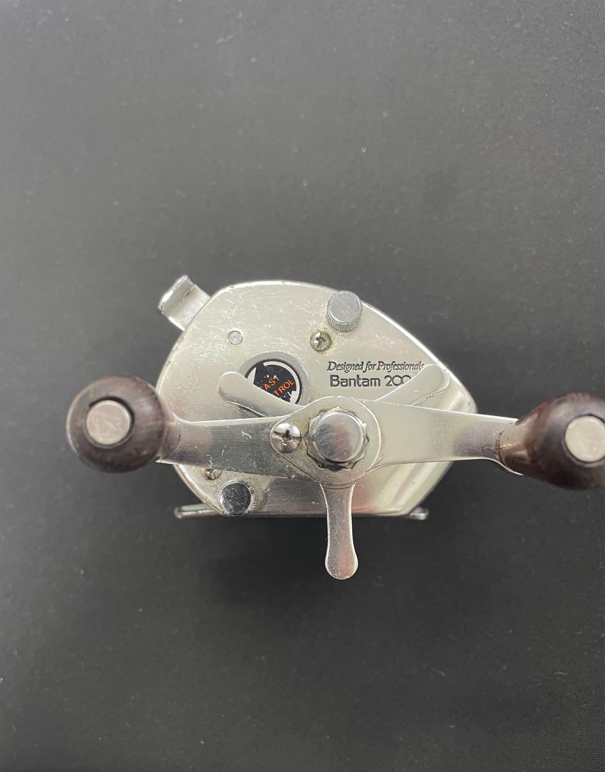 SHIMANO シマノ　Bantam バンタム200 ベイトリール　リール