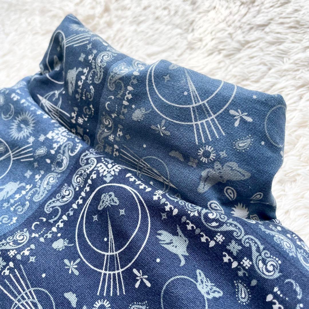 美品 LEVI’S ダウンジャケット L バンダナ柄 美品 LEVI’S ダウンジャケット L バンダナ柄