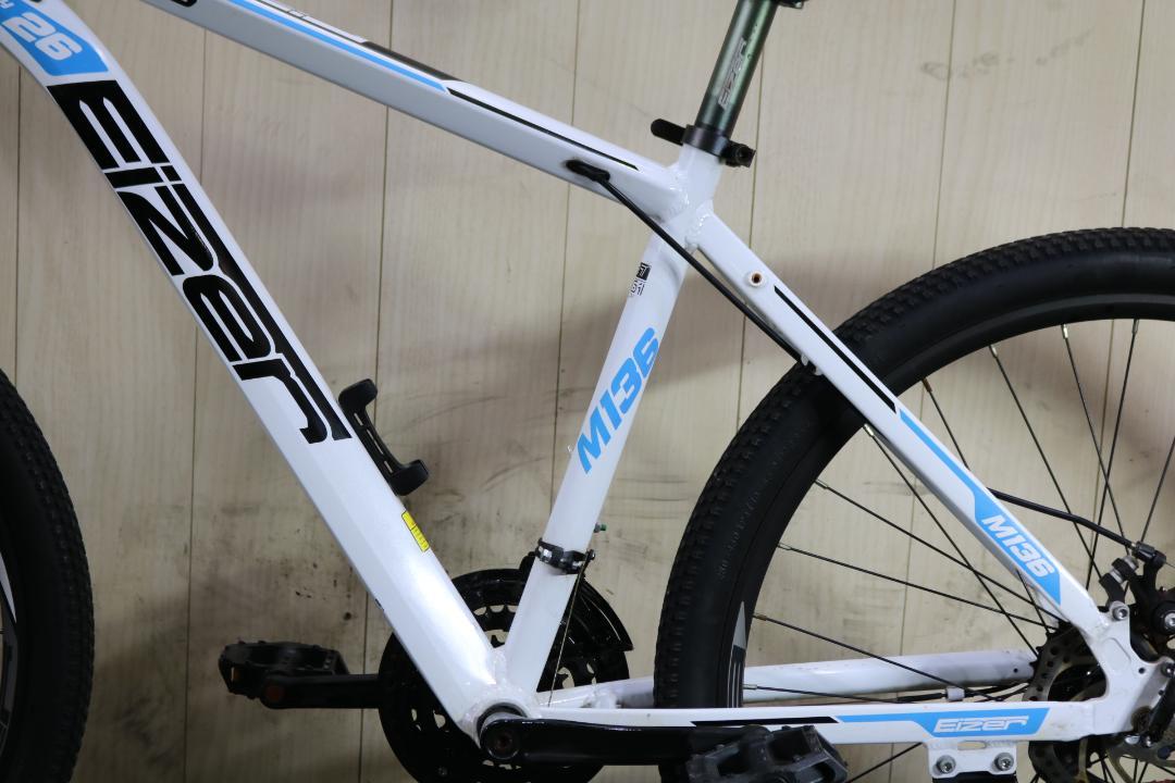 EIZERアイゼルM136 26型 アルミ 21速 430mm ディスクブレーキ EIZERアイゼルM136 26型 アルミ 21速 430mm ディスクブレーキ