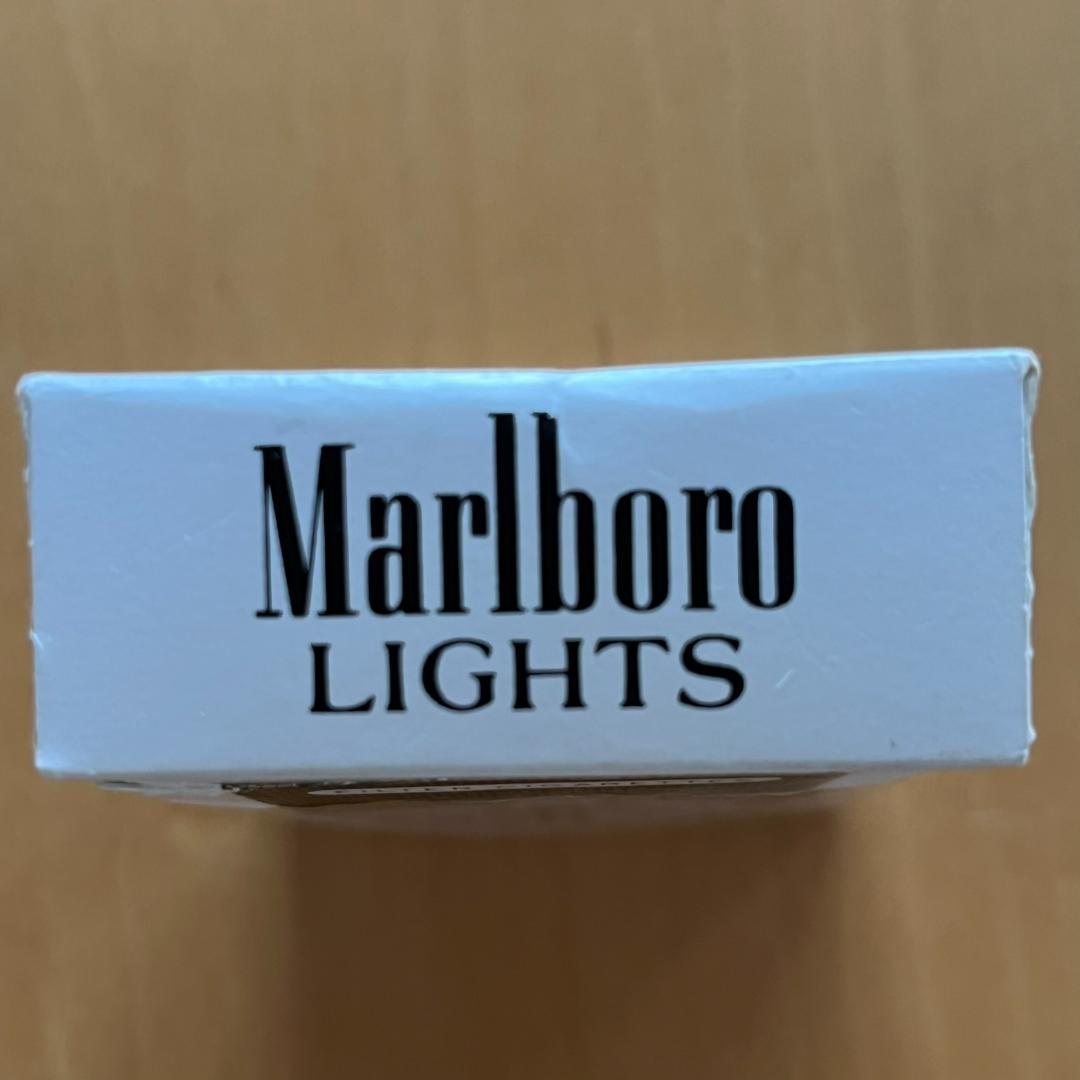 マルボロライト カートン箱 空箱 Marlboro 希少 レア