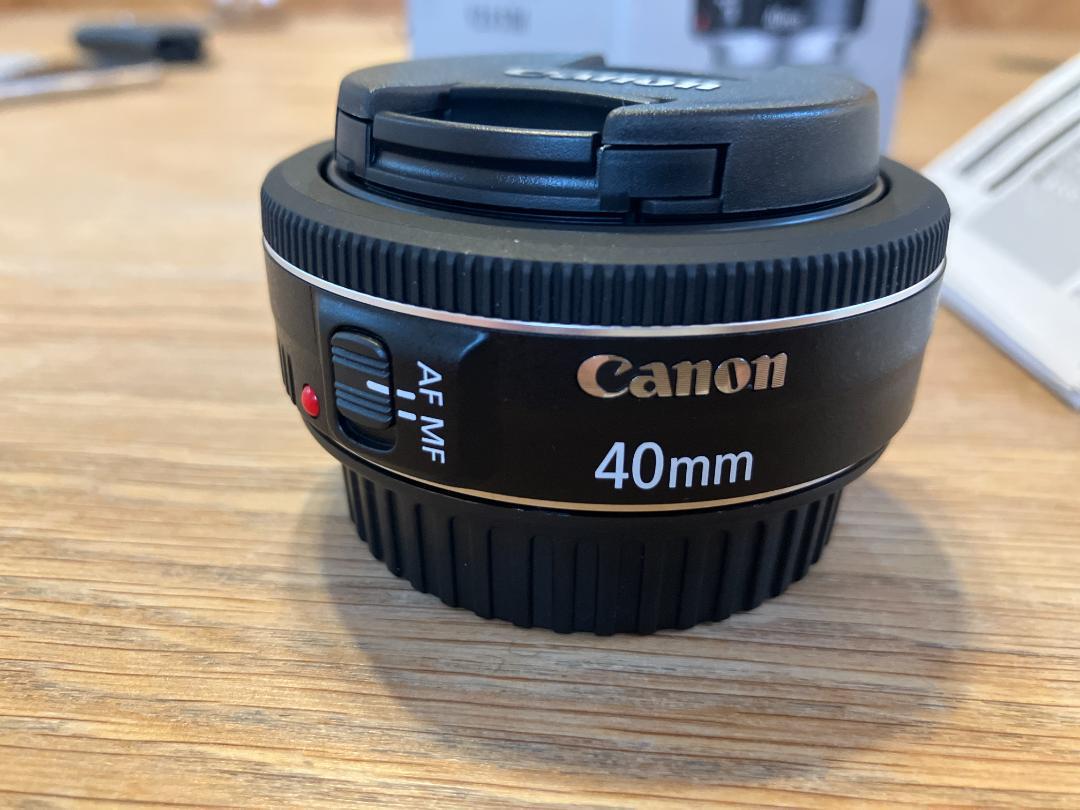 Canon 単焦点レンズ EF40mm F2.8 STM 中古美品