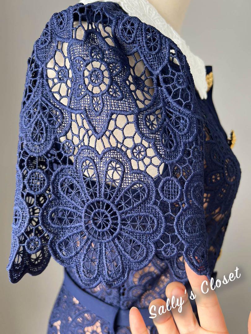 ❤️秋人気作 新品♡ SelfPortrait 紺色刺繍ワンピース♡　472
