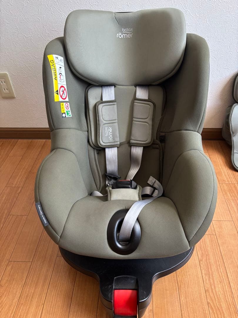 ぴよ　ブリタックスレーマー デュアルフィックス i-SIZE⭐︎