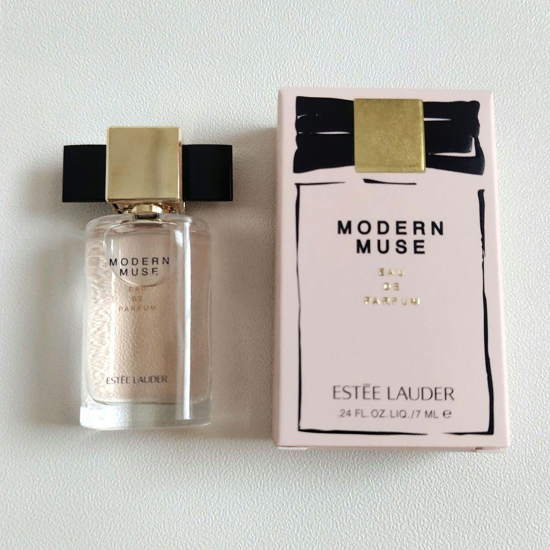 エスティ ローダー モダン ミューズ オーデ パフューム スプレィ 50ml エスティ ローダー / モダン ミューズ オーデ パフューム