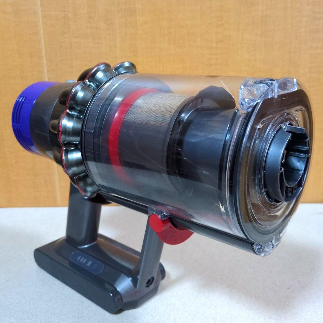 ダイソン dyson cyclone fluffy v10 sv12 分解洗浄済 - メルカリ