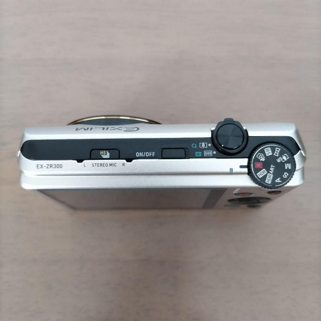 CASIO EXILIM EX-ZR300 GD カシオ エクシリム ゴールド