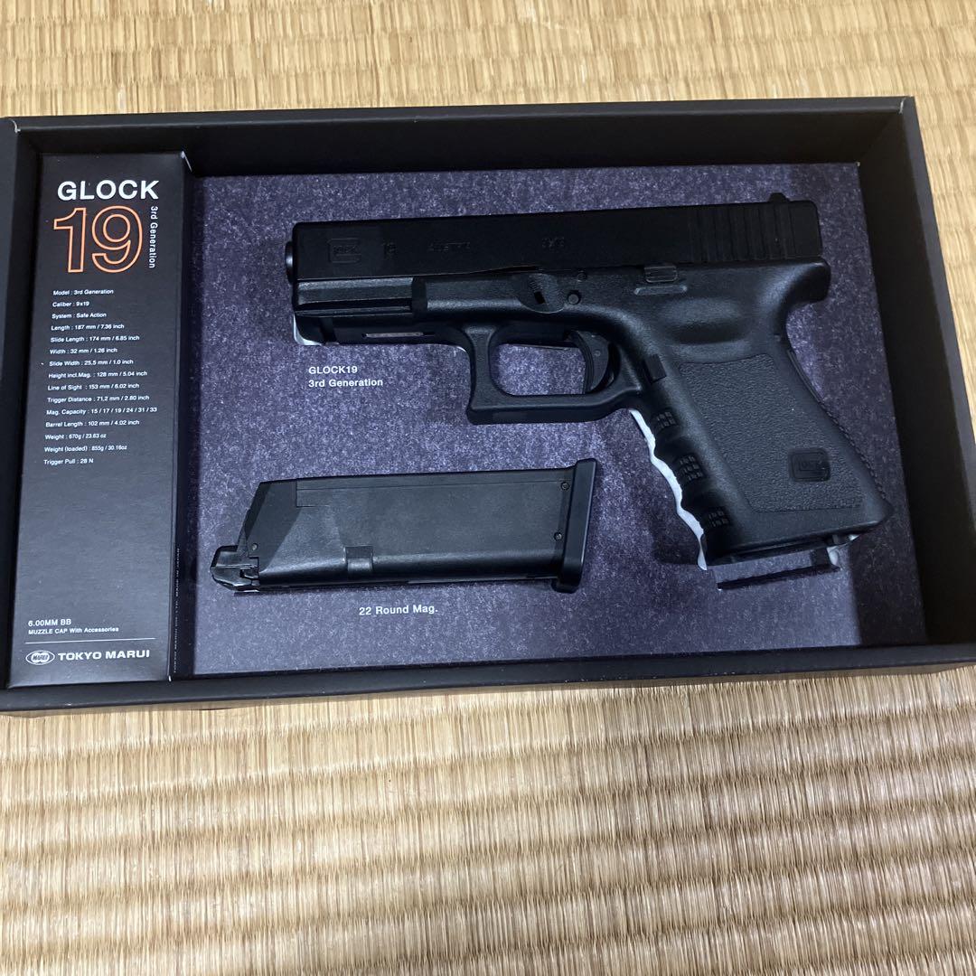 東京マルイ GLOCK 19 3rdGeneration 東京マルイ GLOCK19 GEN3 カスタム品のレビューと分解
