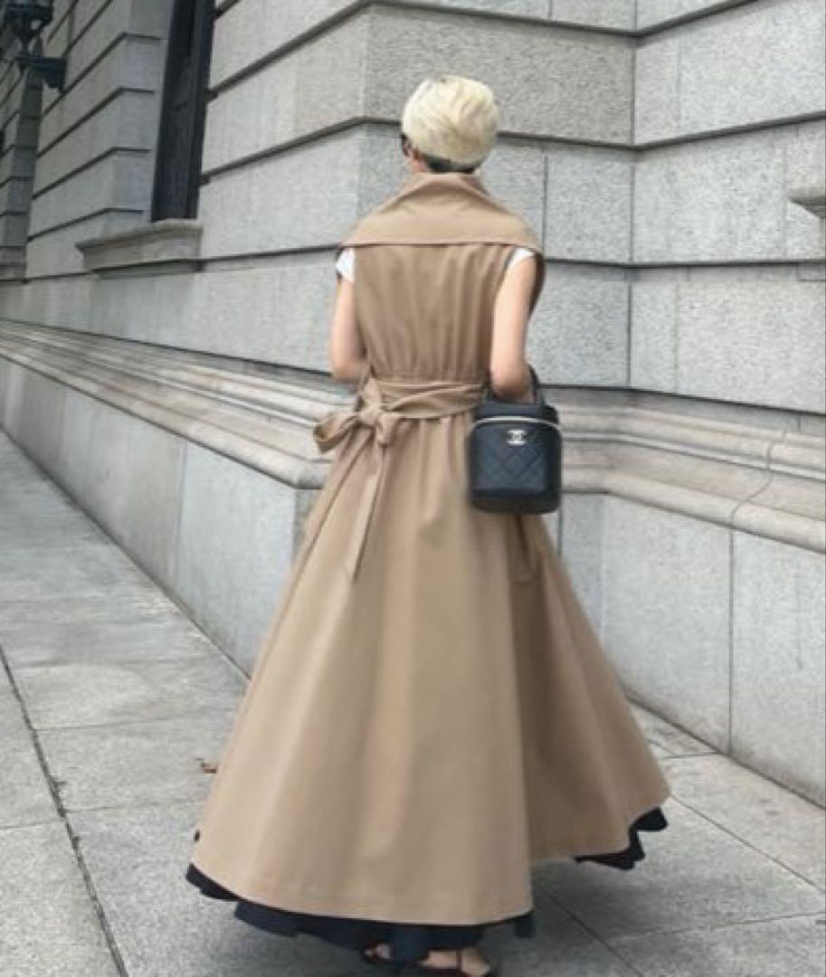 JENNE（ジェンヌ）ロングジレ ベージュ