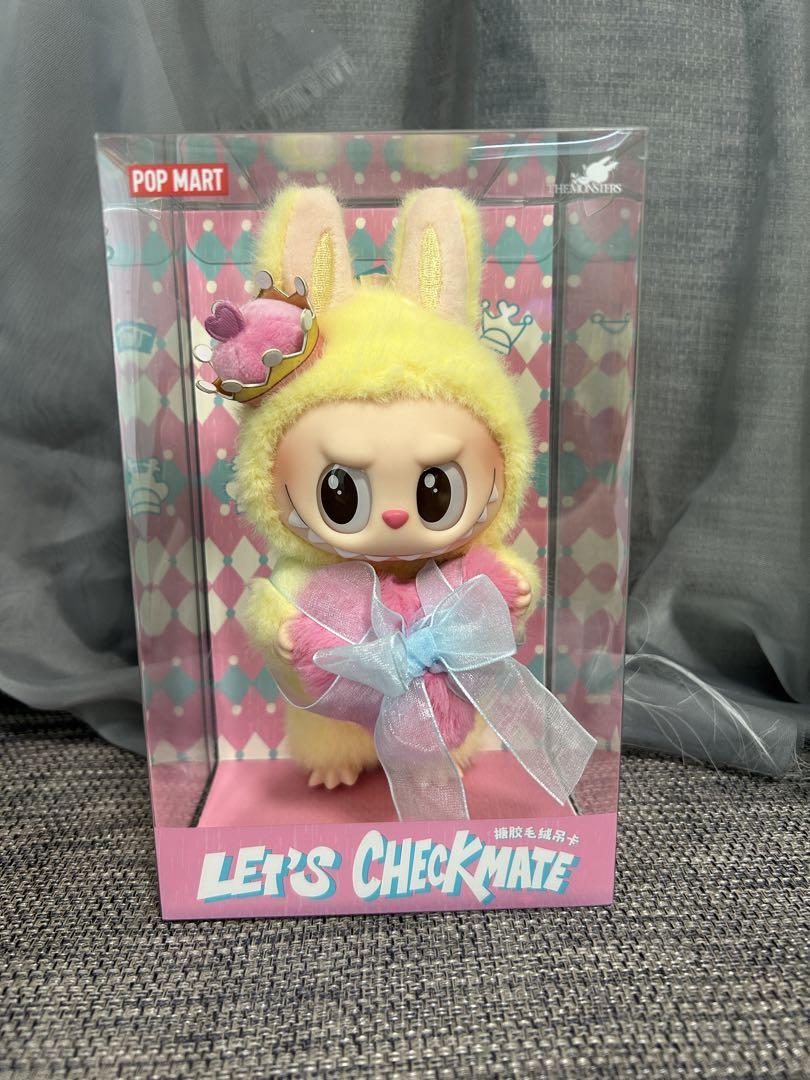 labubu Let's Checkmate ぬいぐるみペンダント 2点 正規品 labubu Let's Checkmate ぬいぐるみペンダント - メルカリ