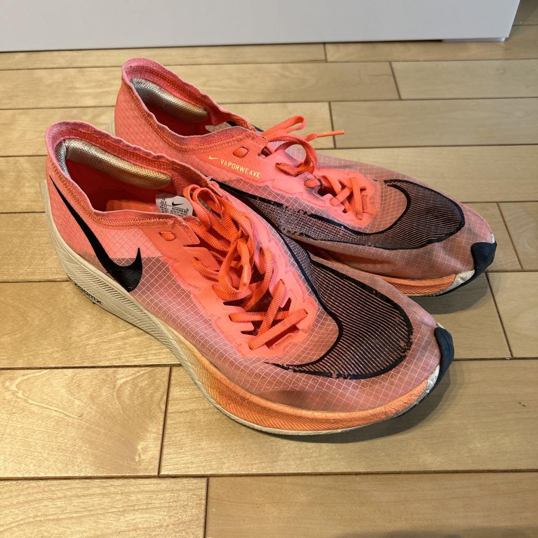 NIKEヴェイパーフライネクスト%価格