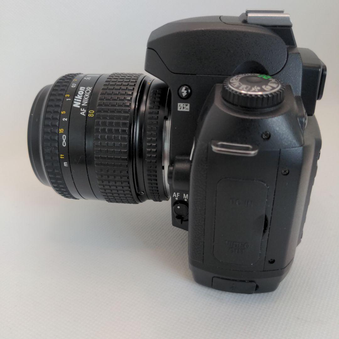 Nikon D70　AFニッコールレンズ 　バッテリー　充電器　ストラップ Nikon D70本体 AFニッコールレンズ バッテリー 充電器