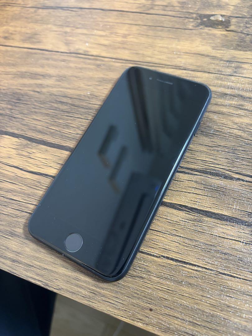 iPhone SE　第2世代 (SE2) ブラック Amazon | 【整備済み品】 Apple iPhone SE（第2世代） 256GB