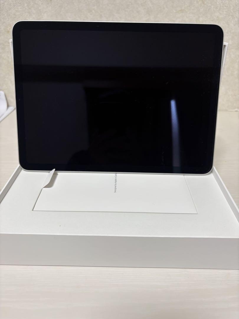 Apple iPad Air 4 シルバー 本体