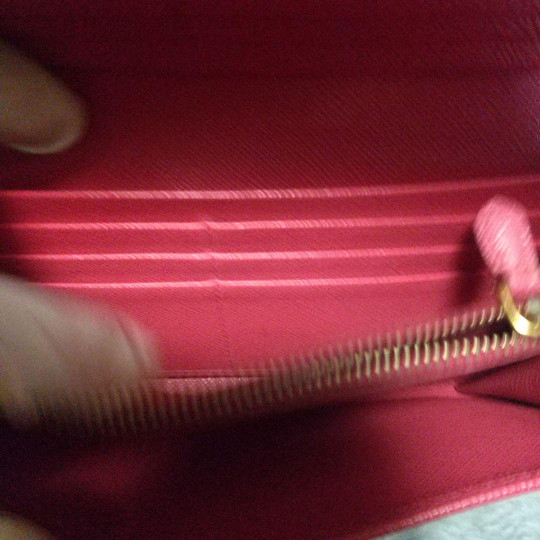 PRADA プラダサフィアーノリボン付き赤長財布