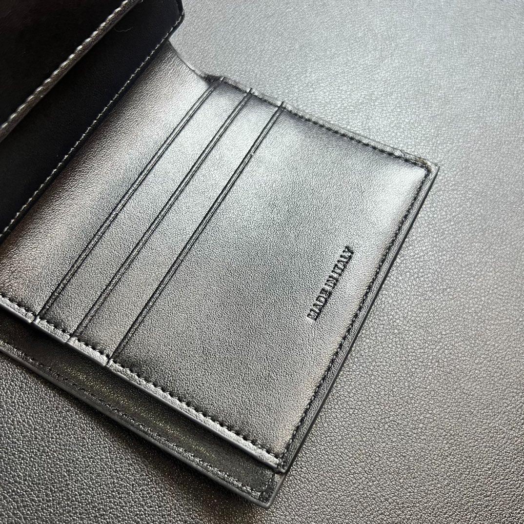 セリーヌ CELINE スモールウォレット トリオンフ