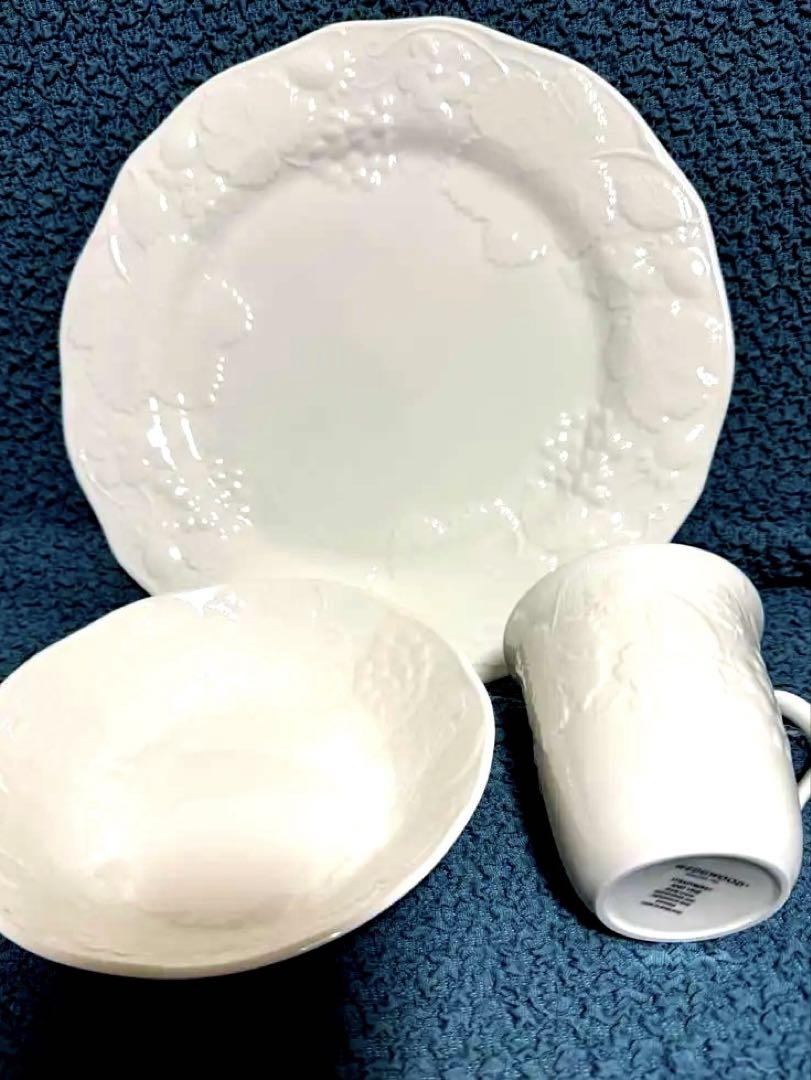 WEDGWOOD ホワイトストロベリー 食器5点セット 箱付き 未使用 ギフト