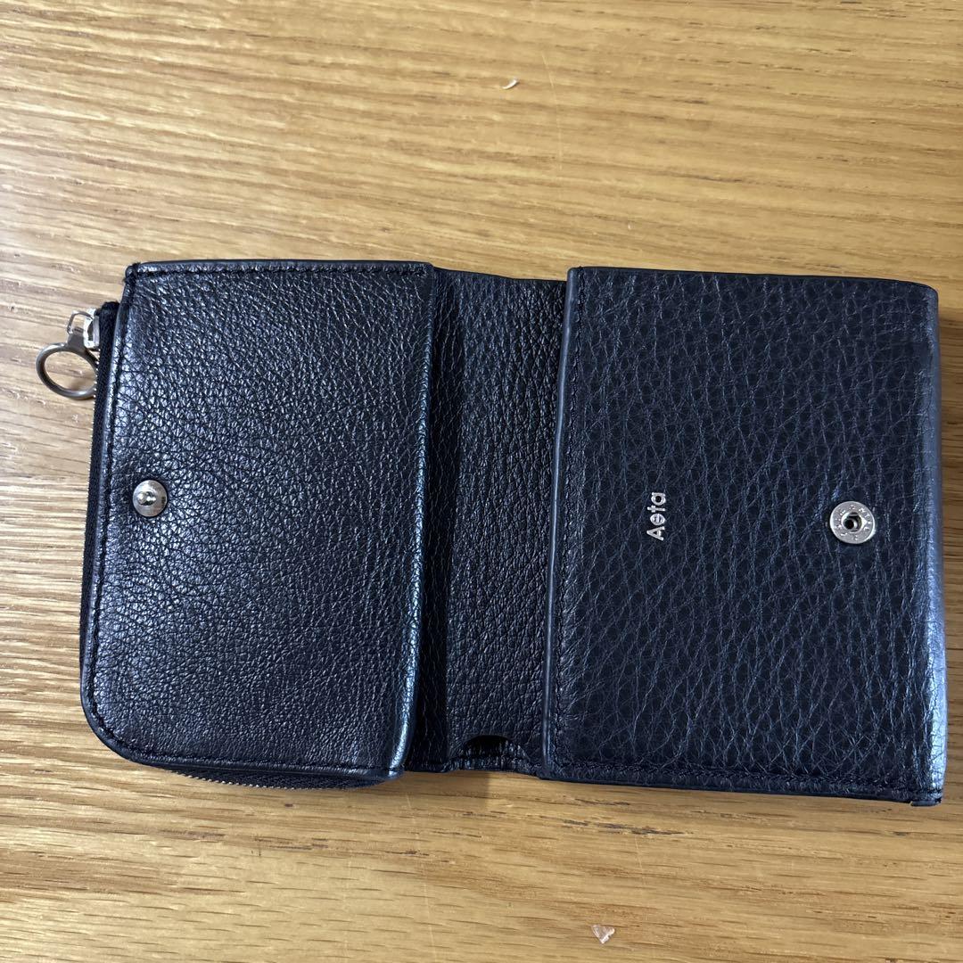 Aeta レザー三つ折り財布 ブラック コンパクト 本革 Aeta レザー三つ折り財布 ブラック コンパクト 本革 - メルカリ