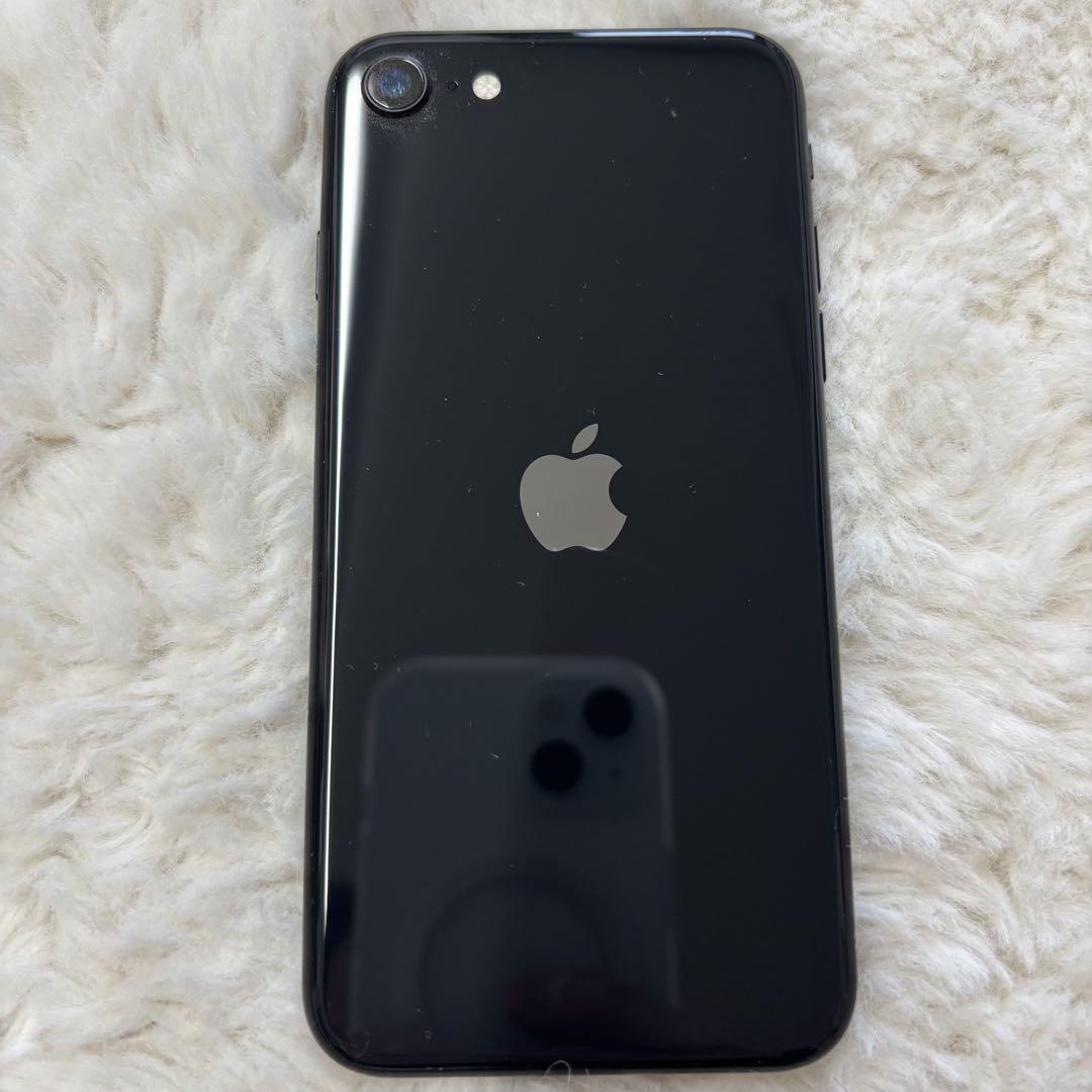 【美品】 Apple iPhone SE第2世代 128GB ブラック