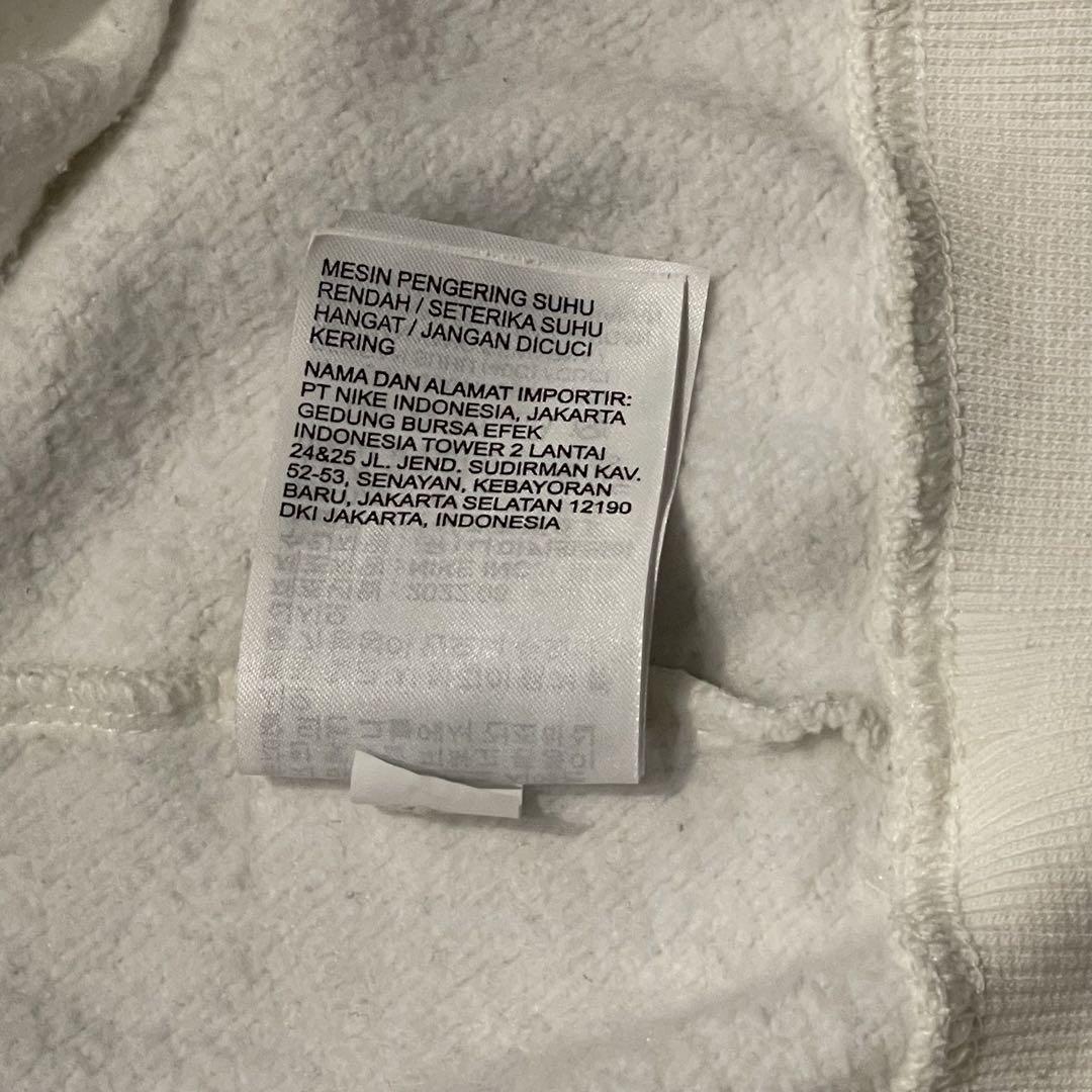 M-103 NIKE ナイキ　白　トレーナー　古着　サイズM