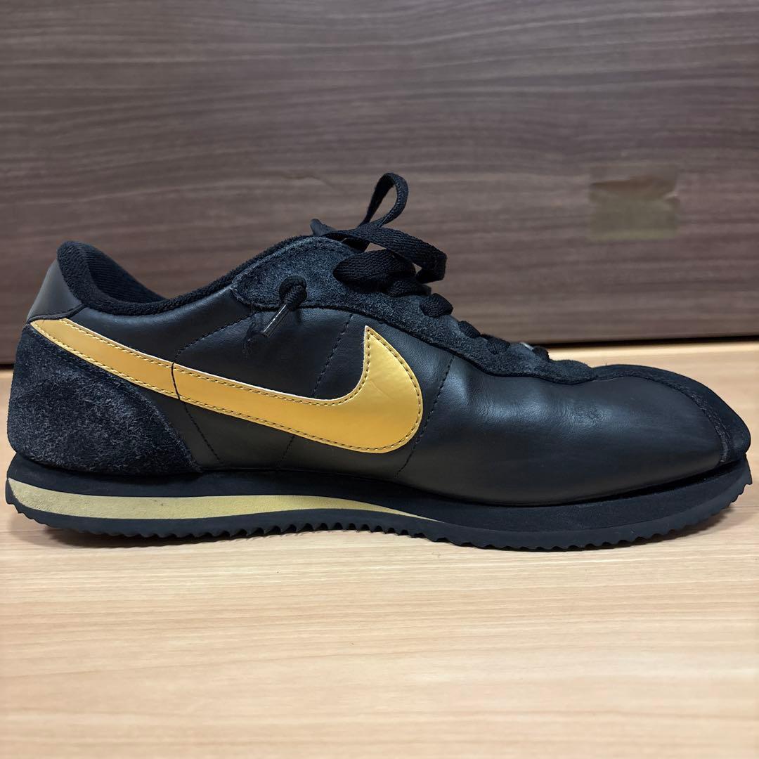 Nike コルテッツ ブラック/ゴールド スニーカー 28cm Nike コルテッツ ブラック/ゴールド スニーカー 28cm