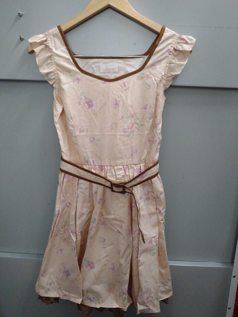 新品 未使用♥リズリサ 花柄 ノースリーブ ワンピ