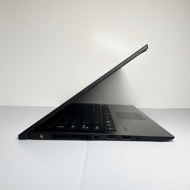 驚異のバッテリー約９時間！Win11で持運び最適な第８世代VAIOノートパソコン