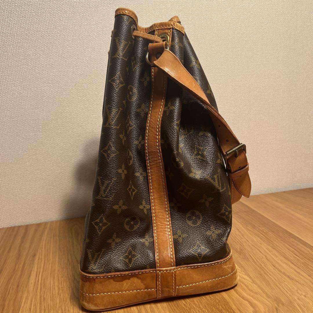 LOUIS VUITTON ルイヴィトン ノエ ショルダーバッグ（ノエ
