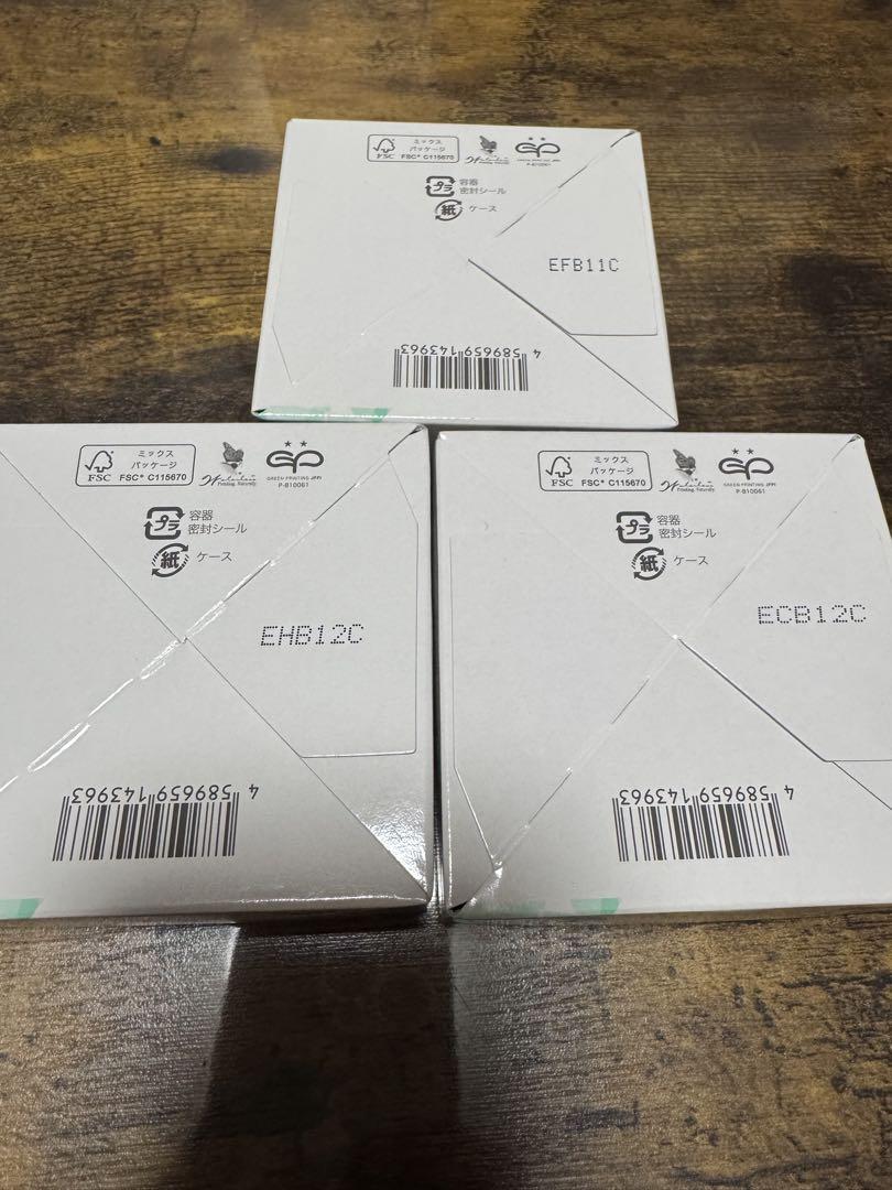 ★新品未使用未開封CANDEL プレミアバリアフィックスつけかえ用レフィル　3点