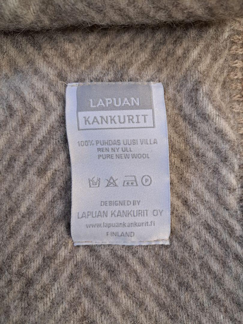 LAPUAN KANKURIT ポケット付きショール ラプアンカンクリ