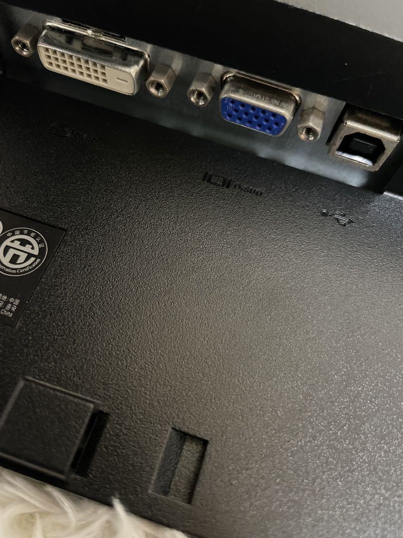 DELL 24インチ IPSパネル モニター