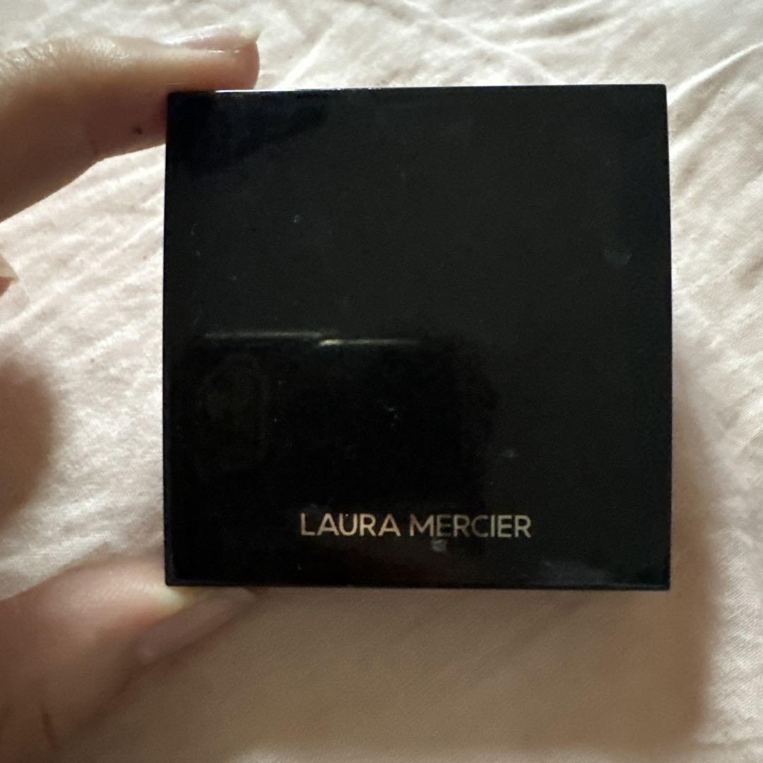 LAURA MERCIER チーク06