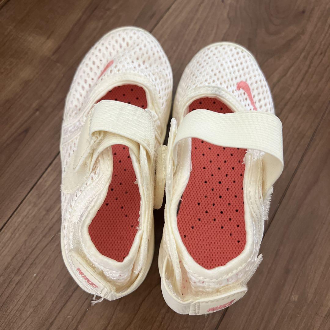 NIKE サンダル エアリフト　15cm ピンク/ホワイト