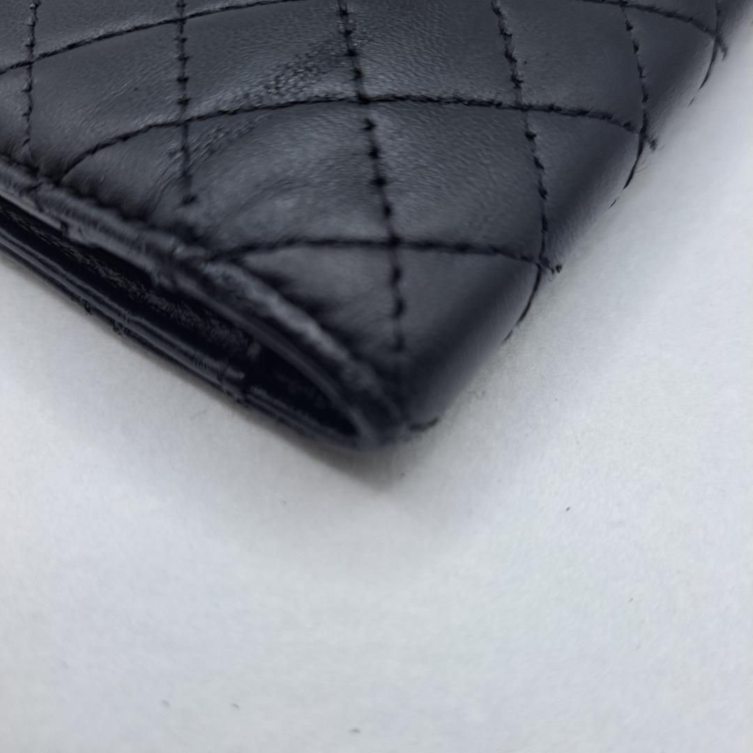 CHANEL　ブラック　マトラッセ　 二つ折り財布　長財布