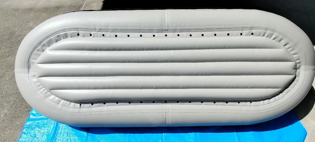 ゴムボート 川下り