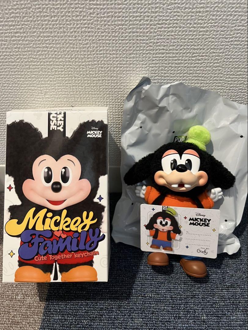 交渉⭕️POP MART Mickey グーフィーとプルートセット