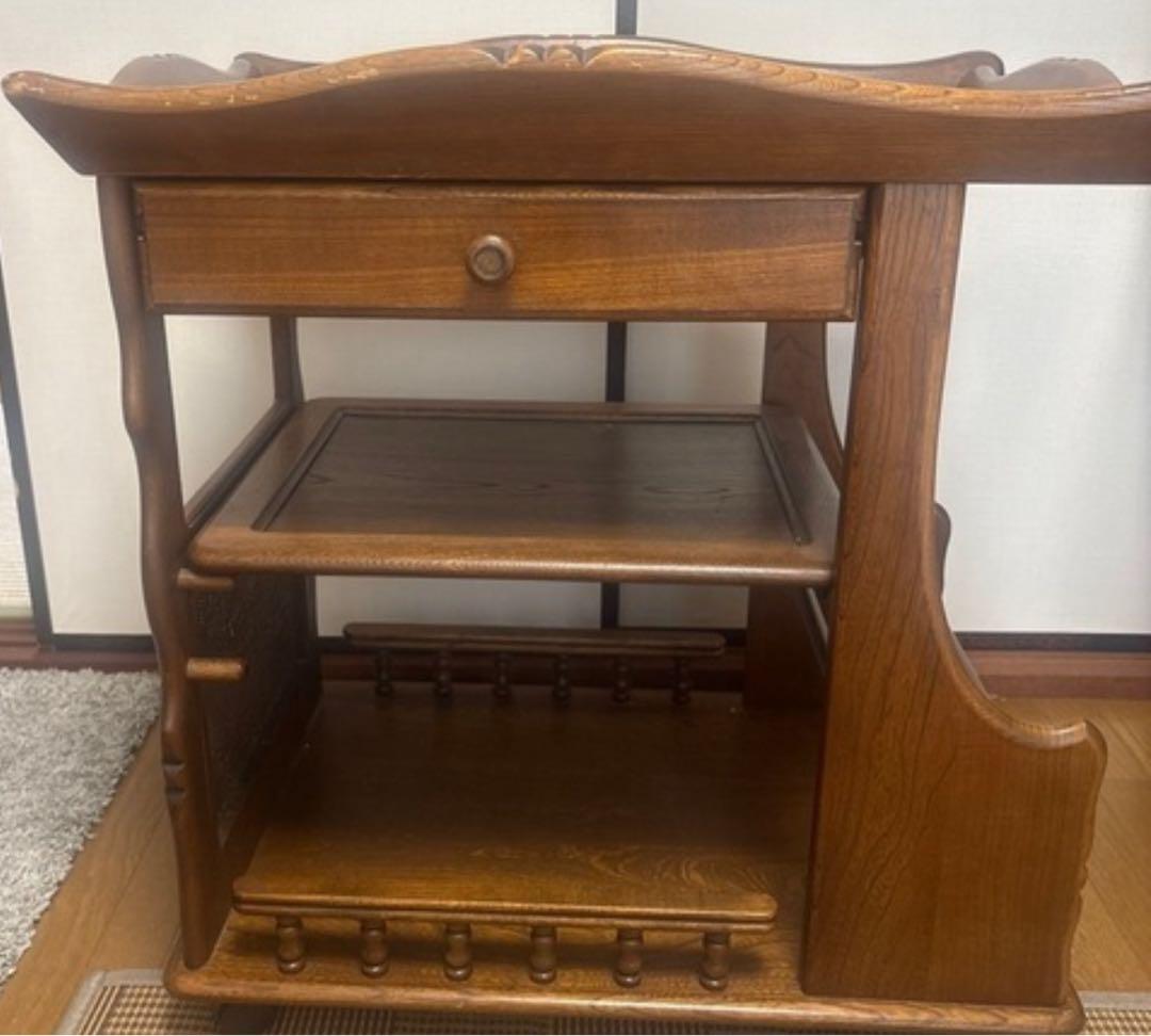 カリモク家具