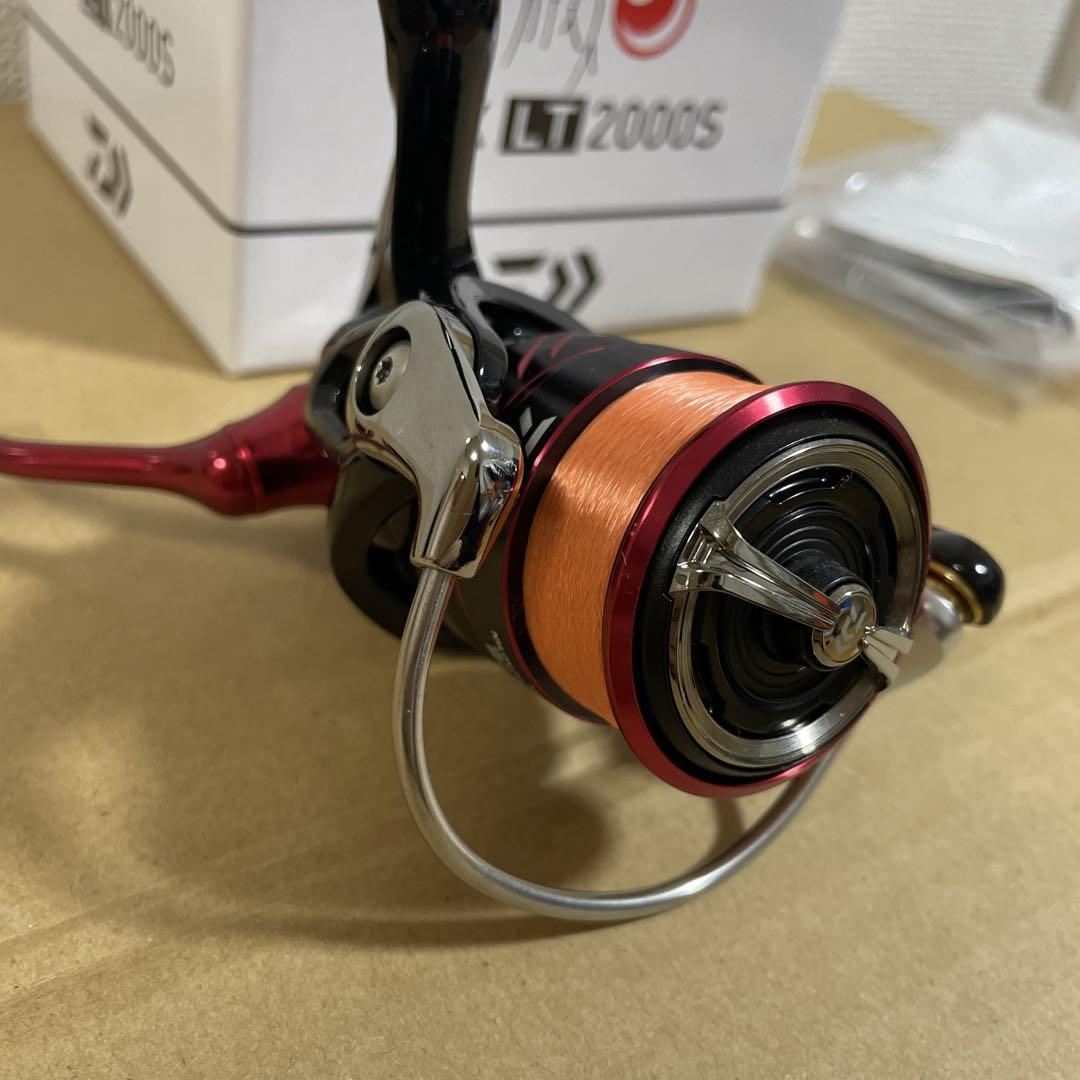 美品　ダイワ　18月下美人MX LT2000S