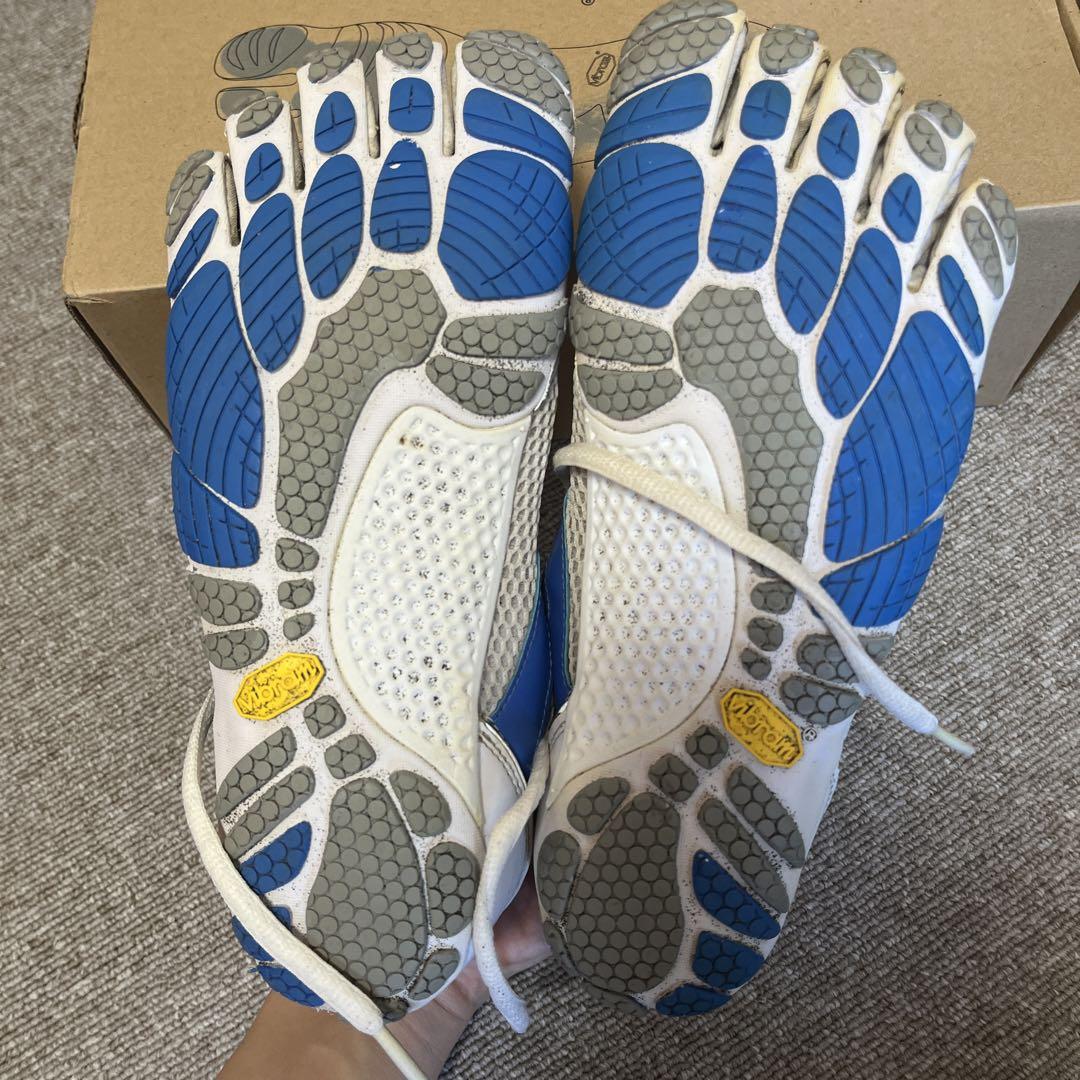 Vibram fivefingers ビブラム　5本指シューズ