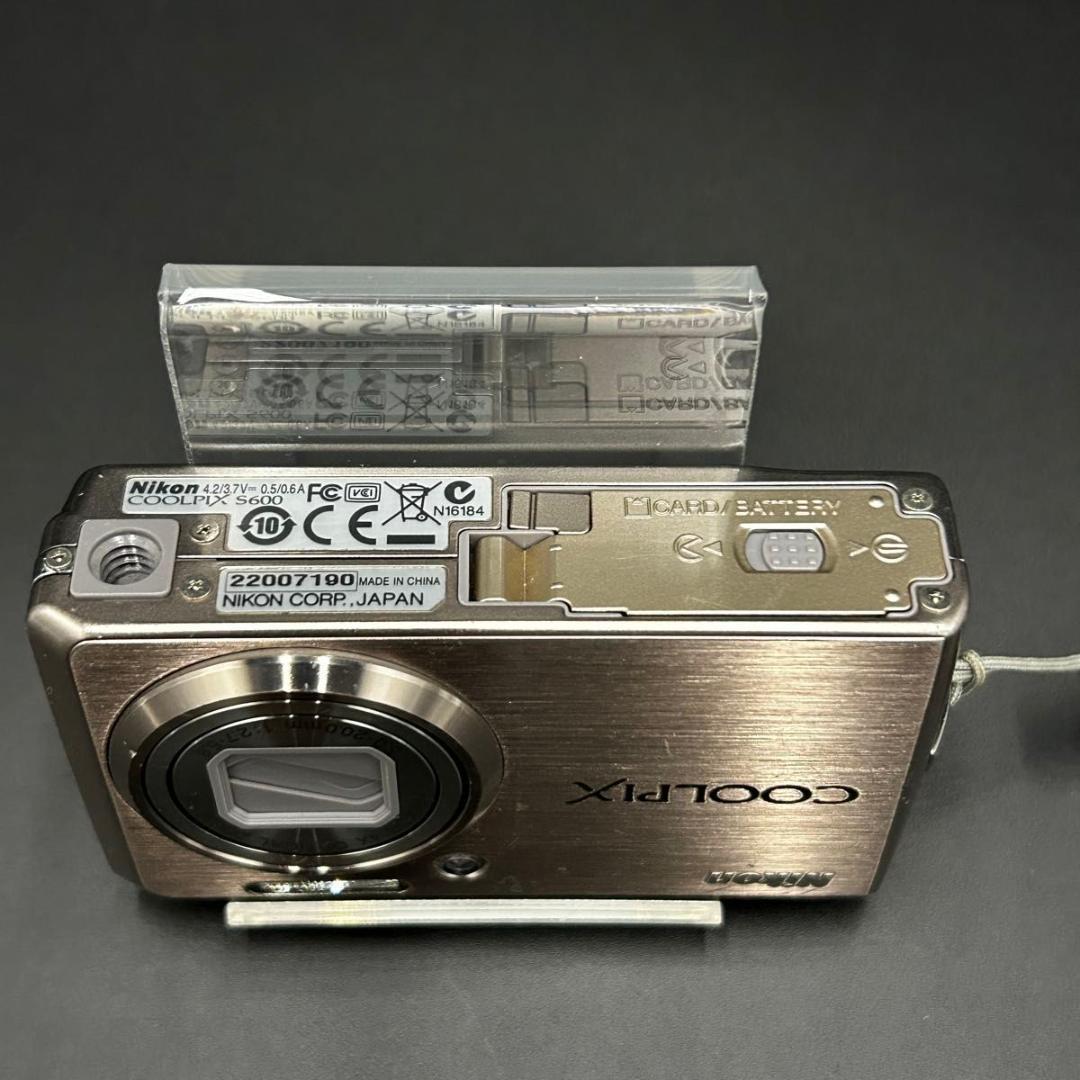 Nikon COOLPIX S600 シルバー コンデジ 00s y2k 動作品 - メルカリ