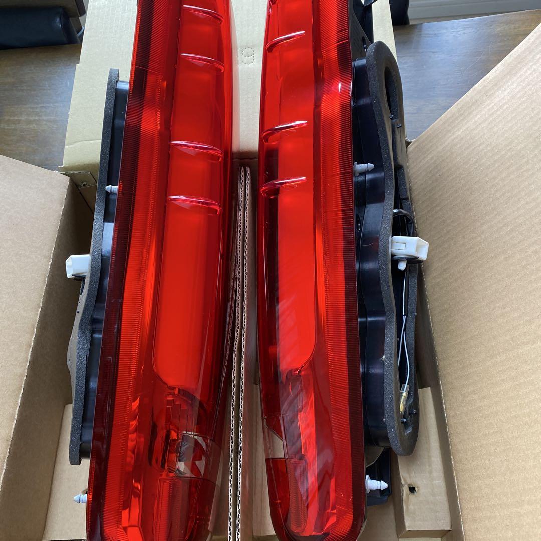ハイエースValentiヴァレンティジュエルLEDテールランプREVO200系