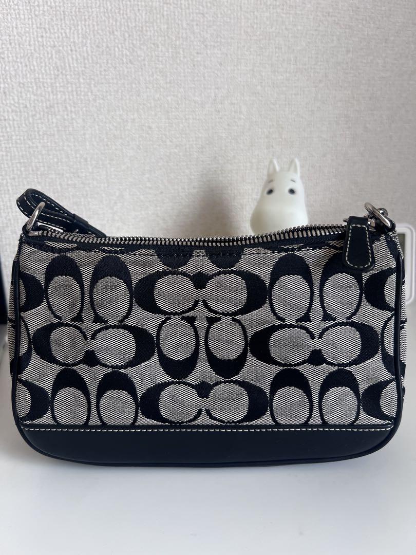 COACH Signature Accessory ポーチハンドバッグ