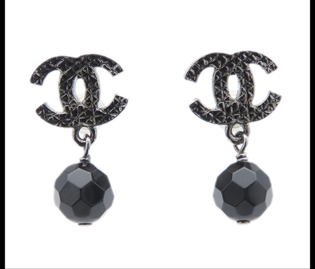 CHANELシャネル ココマーク ブラックストーン ピアス - メルカリ